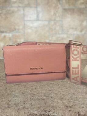 Michael Kors Large Zip Around Wallet Crossbody Primrose Pink